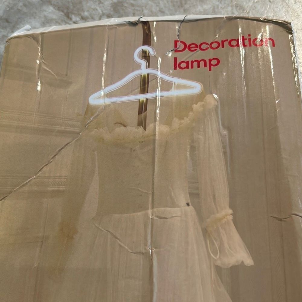 LED Neon Hanger  - Picture 4 of 6